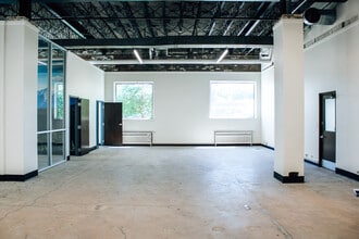 1618-1620 Central Ave NE, Minneapolis, MN for lease Interior Photo- Image 1 of 7