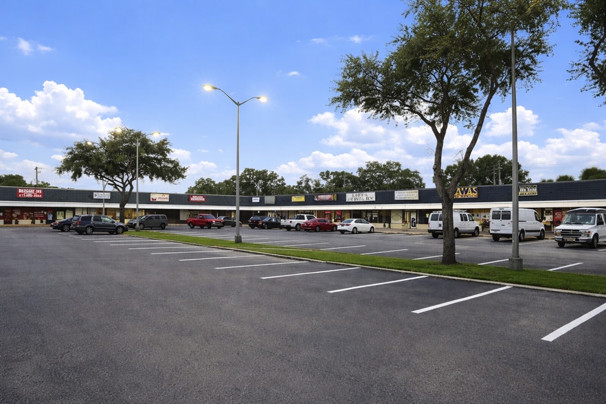 6700-6726 Hanley Rd, Tampa, FL for lease - Building Photo - Image 2 of 5