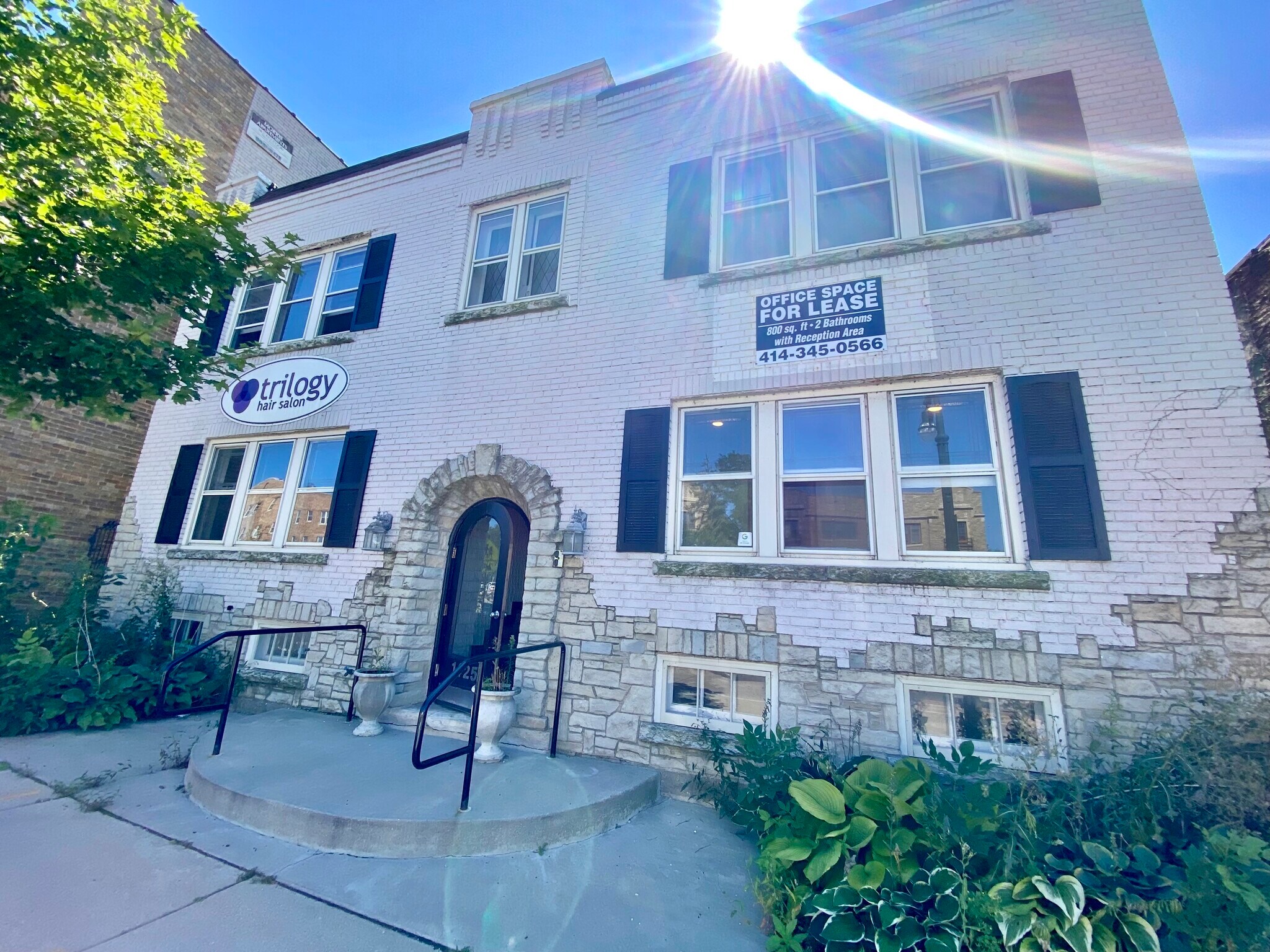 1425 E Capitol Dr, Milwaukee, WI à vendre Photo principale- Image 1 de 1