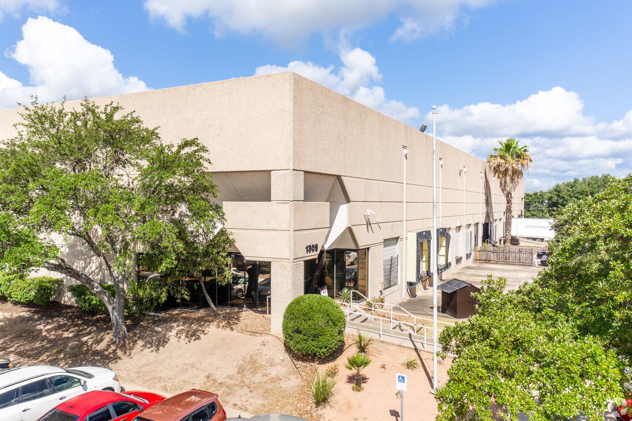 8006 Cameron Rd, Austin, TX for lease Building Photo- Image 1 of 7