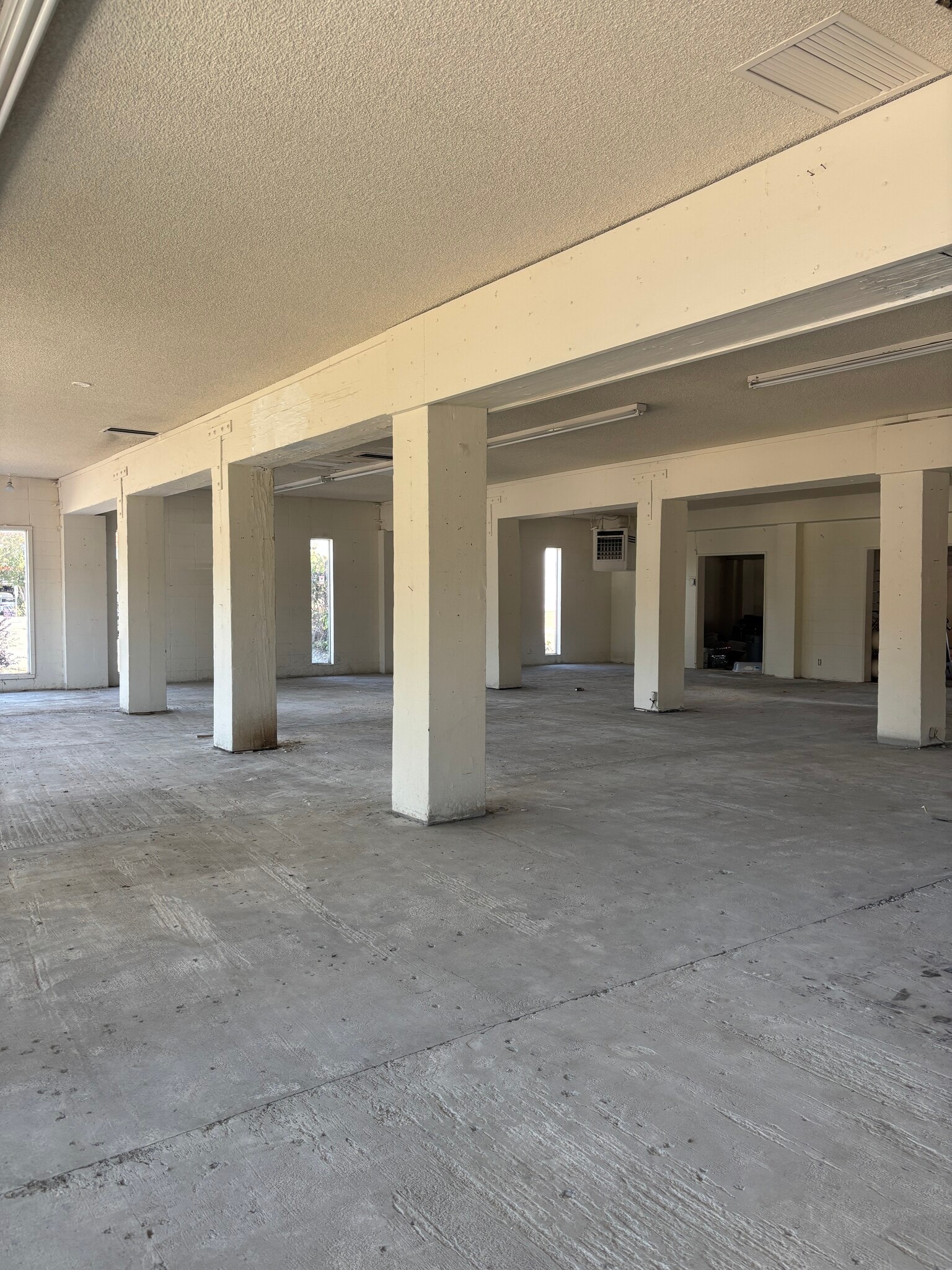 6891-6893 Village Pky, Dublin, CA à louer Photo intérieure- Image 1 de 6