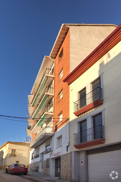 Calle San Carlos, 4, San Martín de Valdeiglesias, Madrid à vendre - Photo du bâtiment - Image 2 de 2