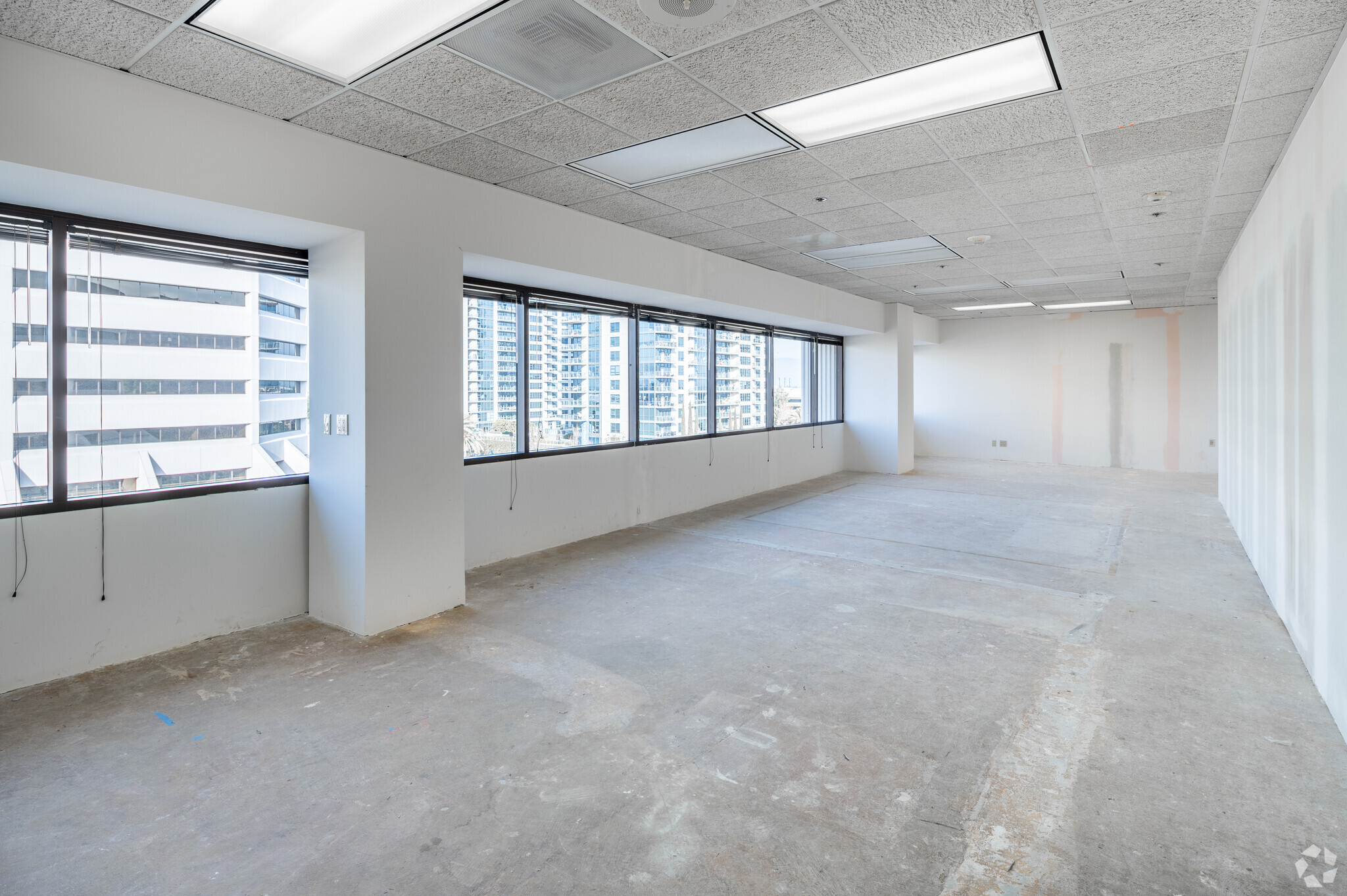 200 E Sandpointe Ave, Santa Ana, CA for lease Interior Photo- Image 1 of 3