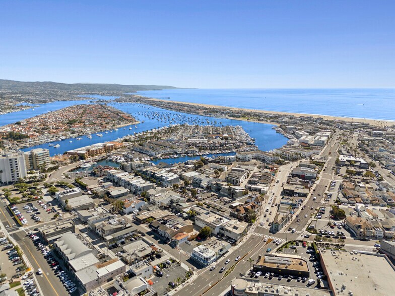 3000-3002 Newport Blvd, Newport Beach, CA à vendre - Photo du bâtiment - Image 3 de 26