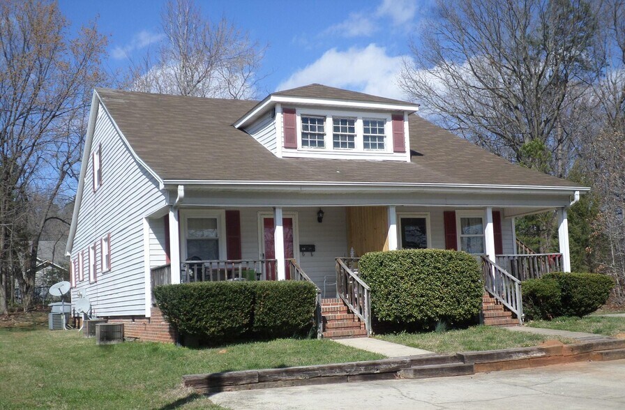 603 N Fayetteville St, Asheboro, NC à vendre - Photo du bâtiment - Image 3 de 3