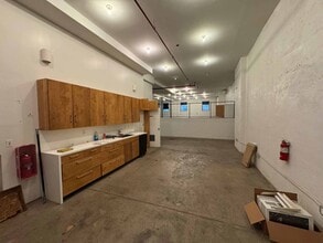 346 Grand St, Brooklyn, NY for lease Interior Photo- Image 2 of 5