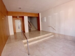 Retail in Igualada, Barcelona for lease Interior Photo- Image 2 of 15