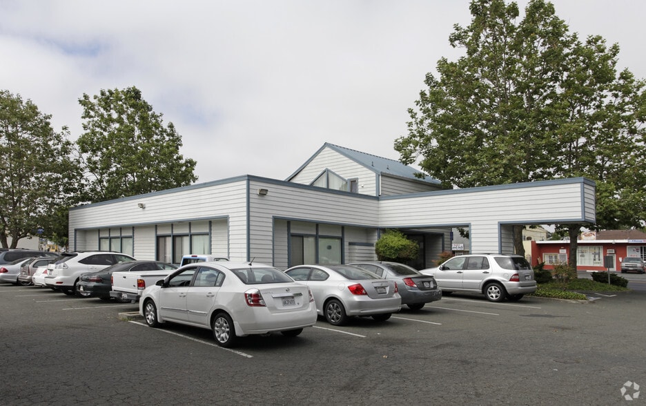 2900 Sonoma Blvd, Vallejo, CA for lease - Building Photo - Image 3 of 17