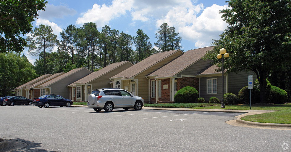 660-680 N Spence Ave, Goldsboro, NC for sale - Primary Photo - Image 1 of 1