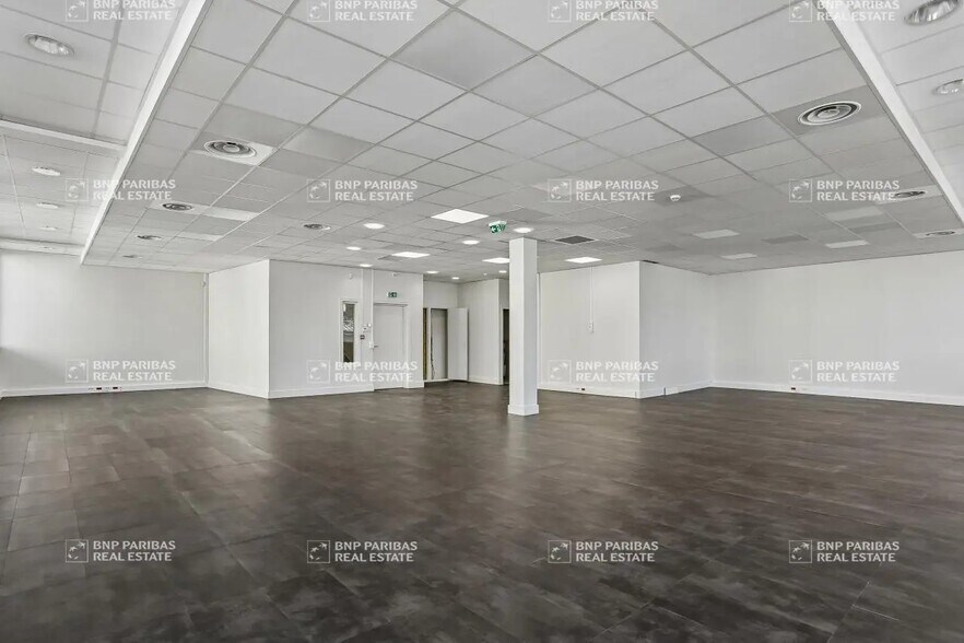 20 Rue Berbier Du Mets, Paris for lease - Building Photo - Image 3 of 14