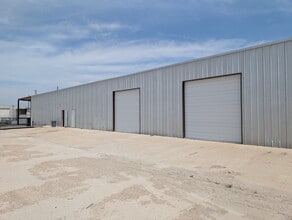 7800 N Hwy 6, Waco, TX for lease Interior Photo- Image 1 of 4