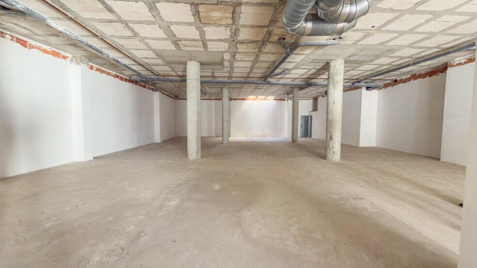 Retail in Cieza, Murcia for lease - Interior Photo - Image 2 of 4