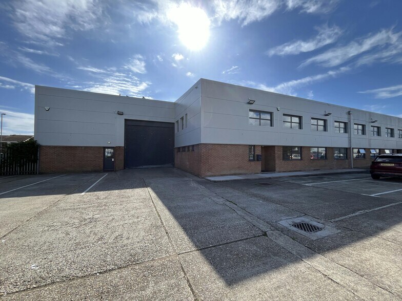 Airspeed Rd, Christchurch for lease - Primary Photo - Image 1 of 7