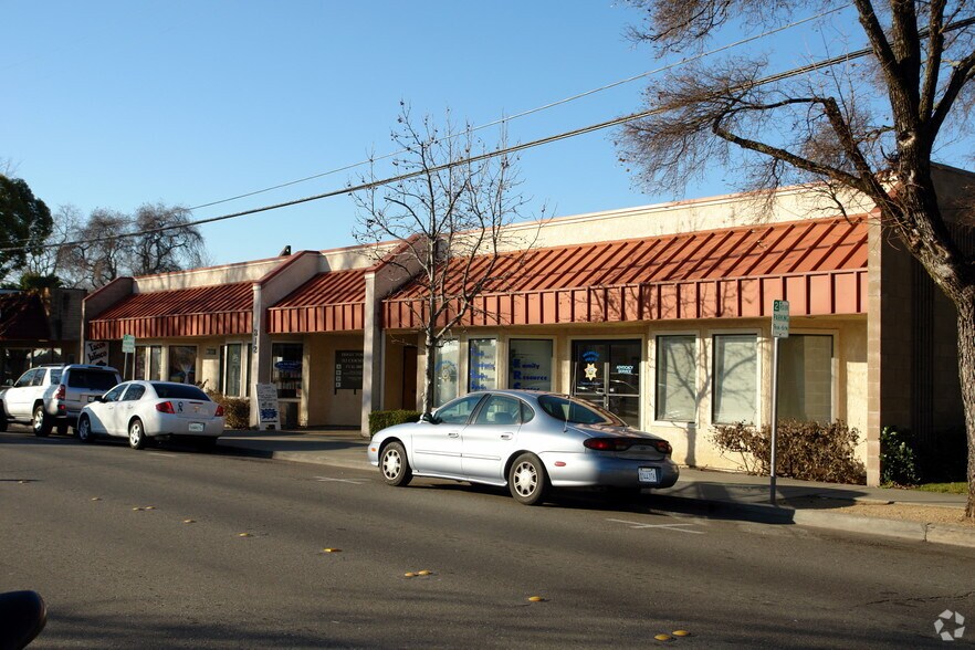312 Cernon St, Vacaville, CA for lease - Building Photo - Image 1 of 9