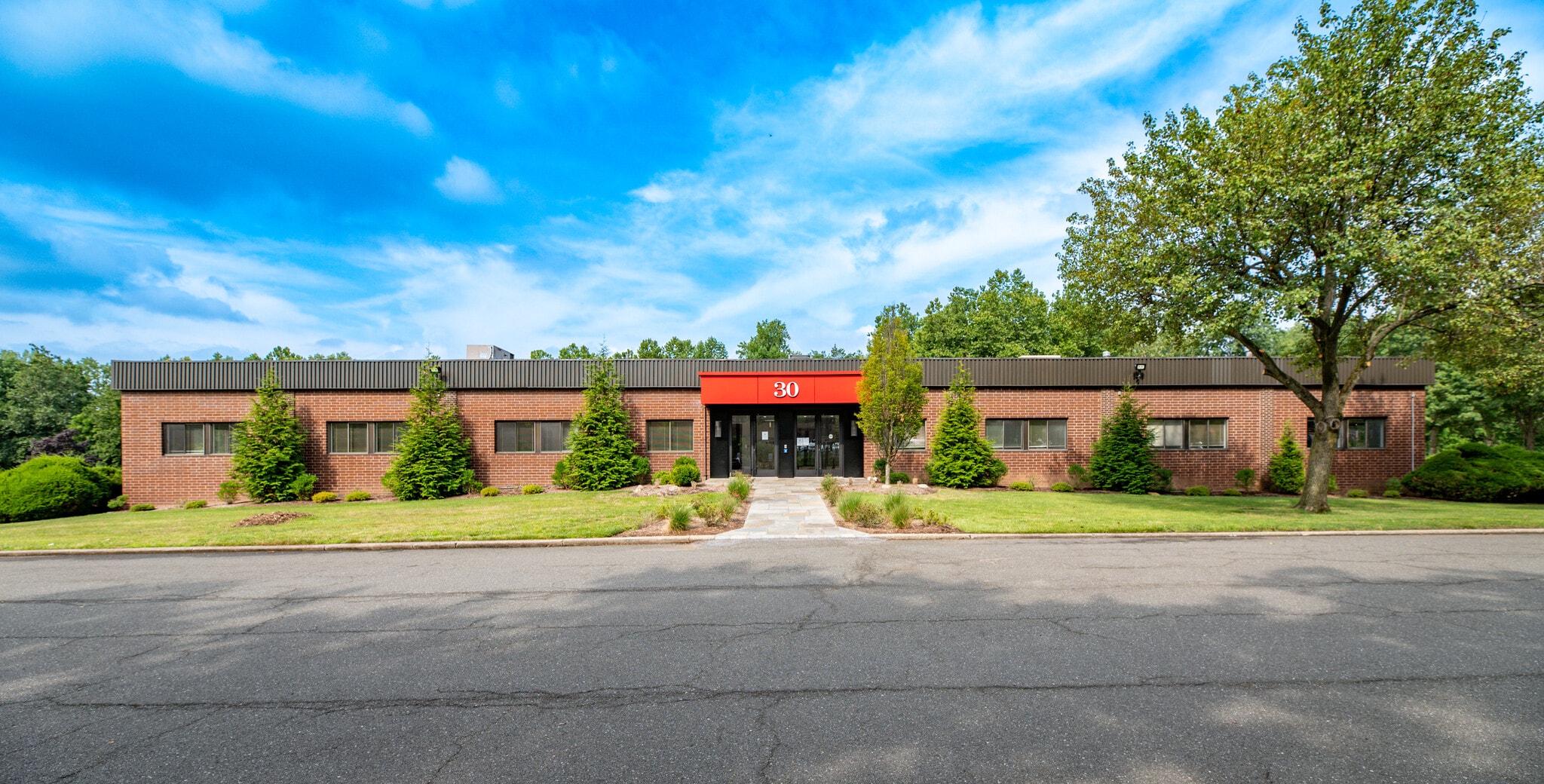 30 Ramland Rd, Orangeburg, NY for lease Building Photo- Image 1 of 10