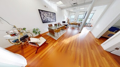 22 Hudson Pl, Hoboken, NJ for lease Interior Photo- Image 2 of 7