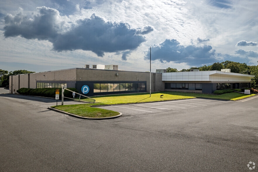 1516 Motor Pky, Hauppauge, NY for lease - Primary Photo - Image 1 of 4