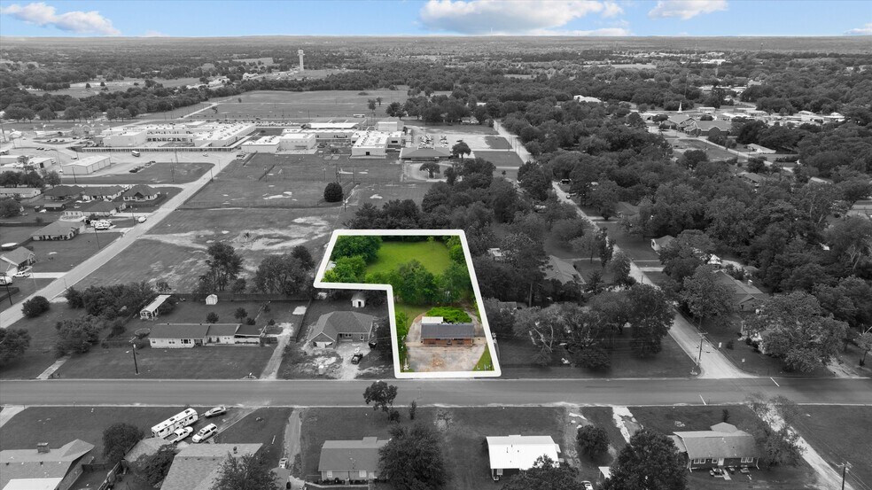 314 E Pennsylvania Ave, Van, TX à vendre - Photo du bâtiment - Image 2 de 15