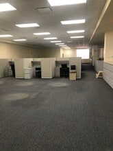 745 64th St, Brooklyn, NY à louer Photo du bâtiment- Image 2 de 9