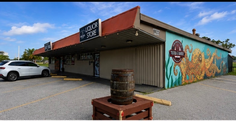 8010 49th St N, Pinellas Park, FL for sale - Building Photo - Image 1 of 5