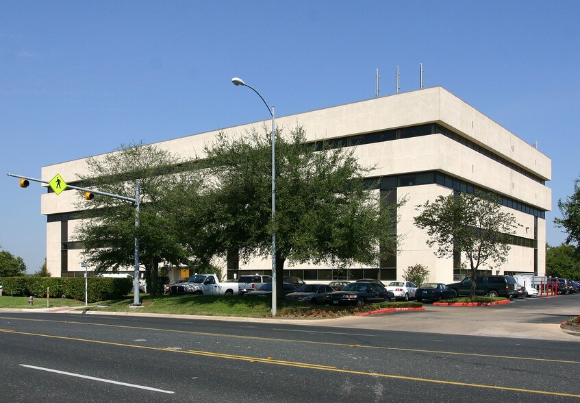 8317 Cross Park Dr, Austin, TX for lease - Building Photo - Image 2 of 4