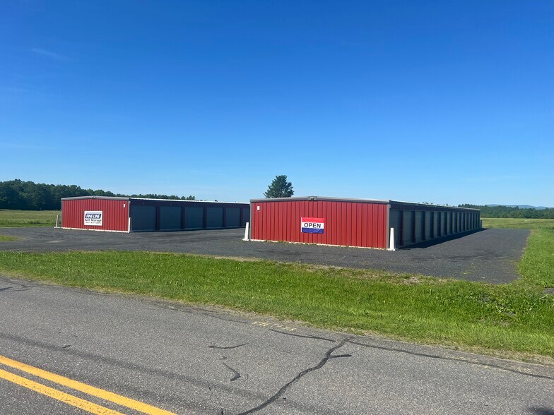 132 River Rd & 73 Weston Ave, Madison, ME for sale - Building Photo - Image 2 of 4