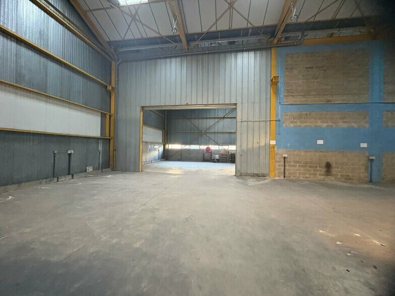 11 Rue De La Mare Blanche, Noisiel for lease - Building Photo - Image 3 of 5