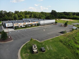 Plus de détails pour 510 Lansdowne Rd, Fredericksburg, VA - Industriel à vendre