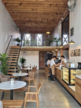 Plus de détails pour 4667 Hollywood Blvd, Los Angeles, CA - Commerce de détail à louer