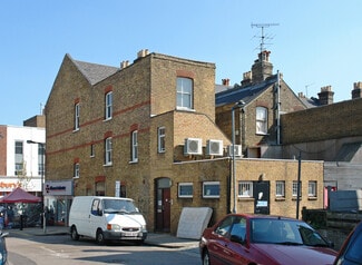 More details for 67-67A High Rd, London - Office, Retail for Lease