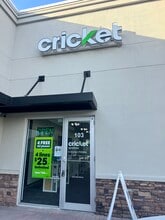 645-710 W Hallandale Beach Blvd, Hallandale, FL à louer Photo du bâtiment- Image 1 de 5