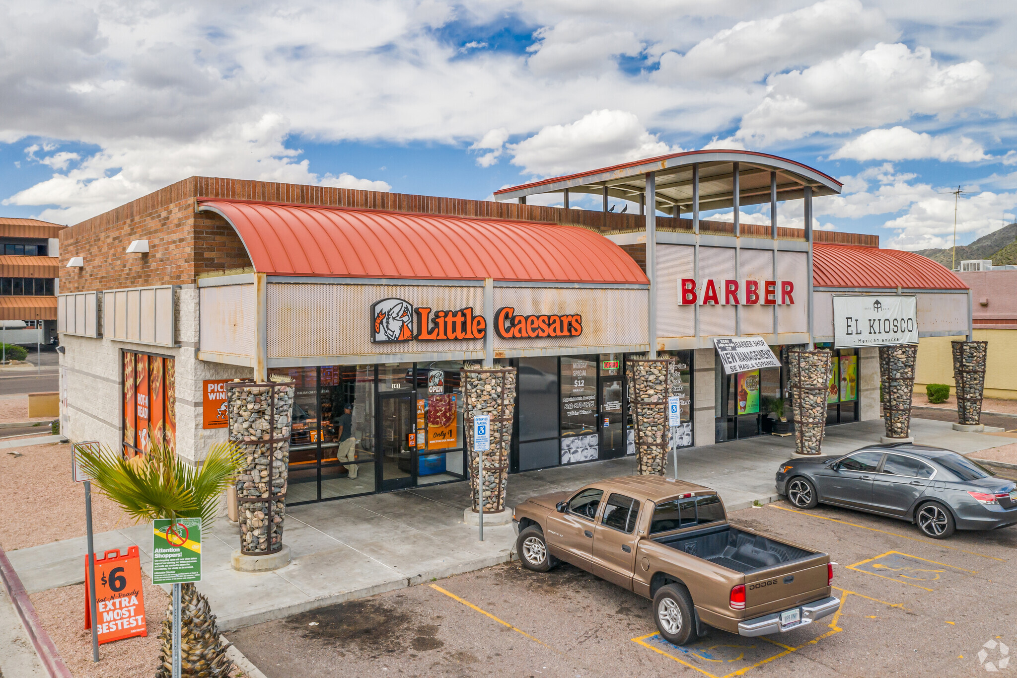 8929 N Central Ave, Phoenix, AZ for lease Primary Photo- Image 1 of 4