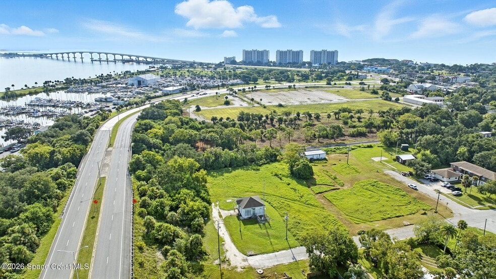 502 Josephine St, Titusville, FL à vendre - Photo principale - Image 1 de 7