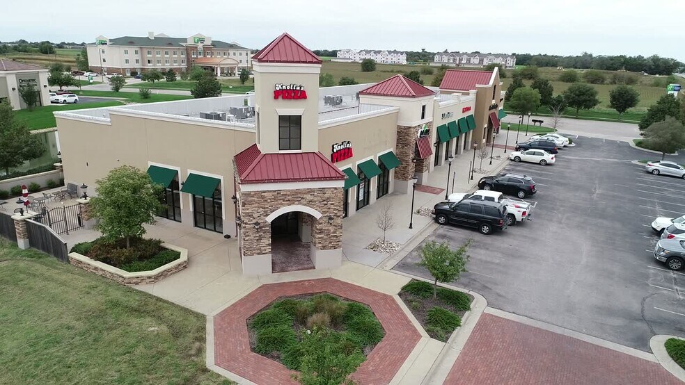 4041 N Maize Rd, Maize, KS à louer - Vidéo sur l’inscription commerciale - Image 2 de 6