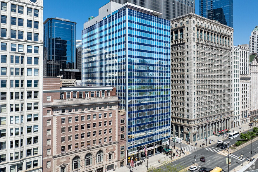 77 E Adams St, Chicago, IL for lease - Primary Photo - Image 1 of 25