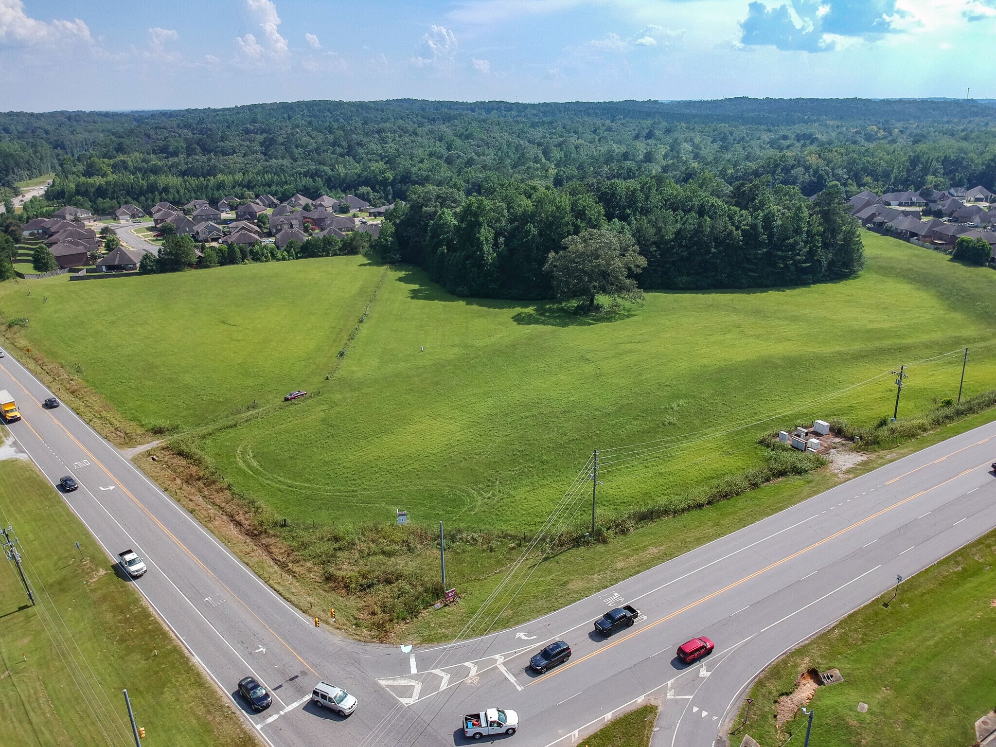 Mitt Lary Rd, Northport, AL à vendre Photo du bâtiment- Image 1 de 23