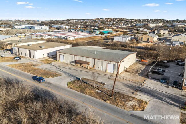 Plus de détails pour 13802 Lookout Rd, San Antonio, TX - Local d'activités à louer