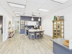 12522 Memorial Dr, Houston, TX for lease Interior Photo- Image 2 of 6