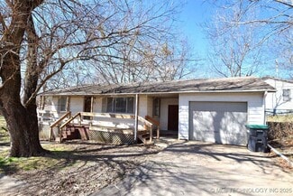 Plus de détails pour 215 S Maple Ave, Tahlequah, OK - Spécialité à vendre