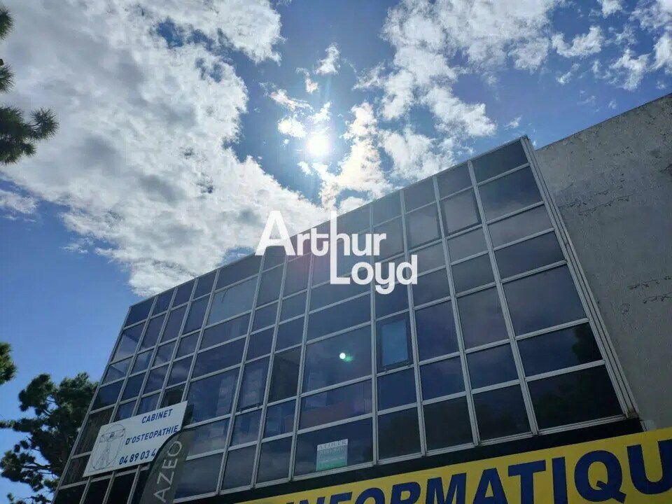 Office in Saint-Laurent-du-Var for lease Building Photo- Image 1 of 6