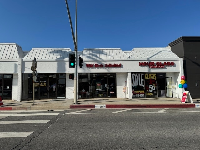 3301 Wilshire Blvd, Santa Monica, CA for lease - Building Photo - Image 2 of 3
