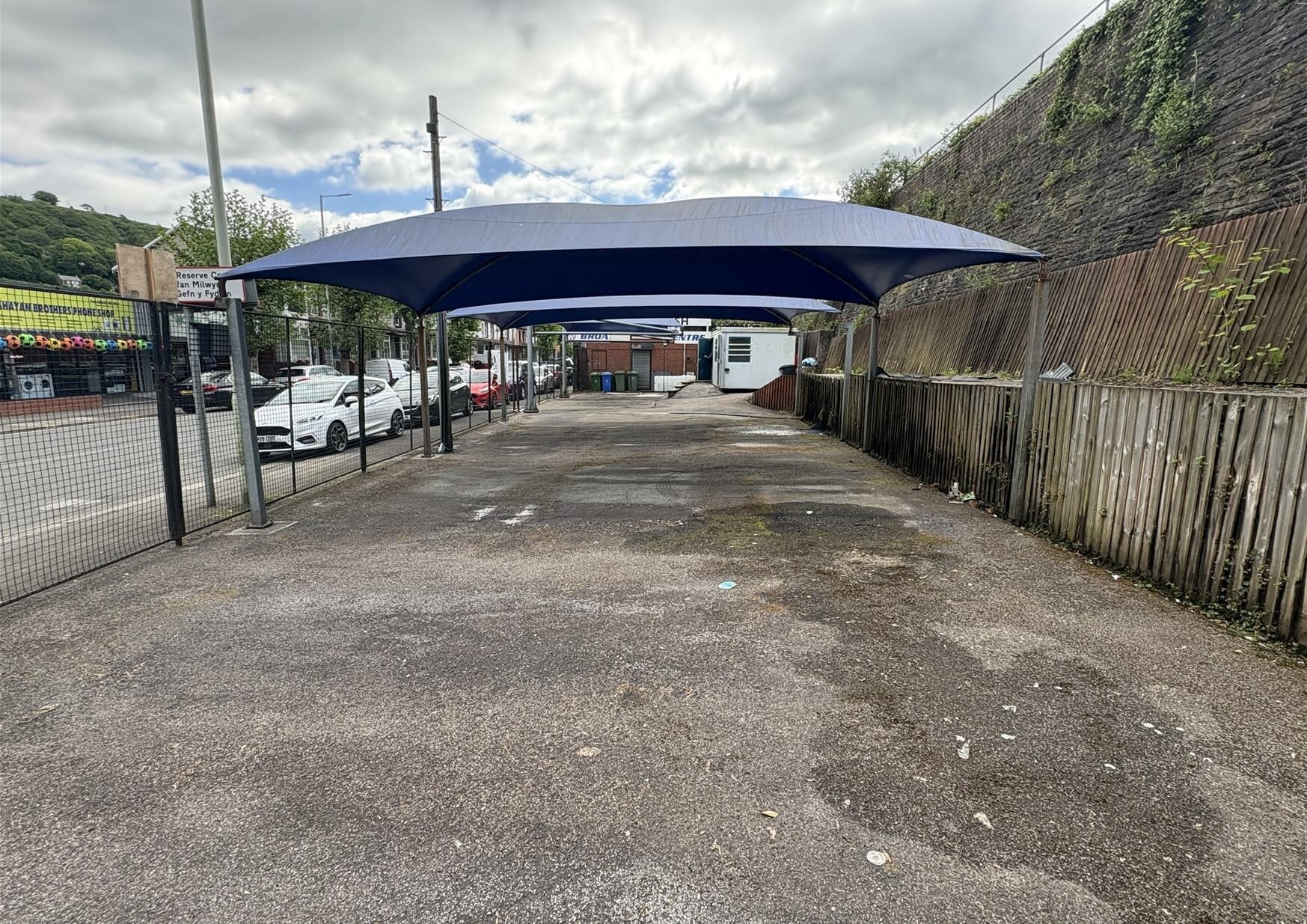 182 Broadway, Pontypridd for lease Primary Photo- Image 1 of 6