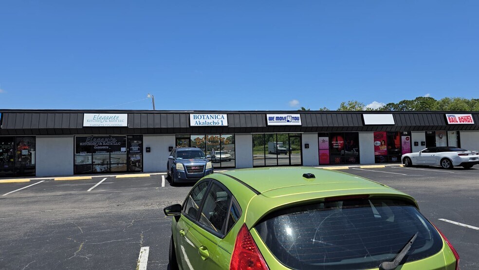 7200-7240 S US Highway 1, Port Saint Lucie, FL à louer - Photo du bâtiment - Image 3 de 6