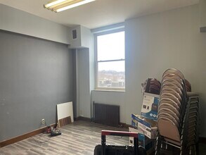 201 S Broad St, Lancaster, OH for lease Interior Photo- Image 2 of 2