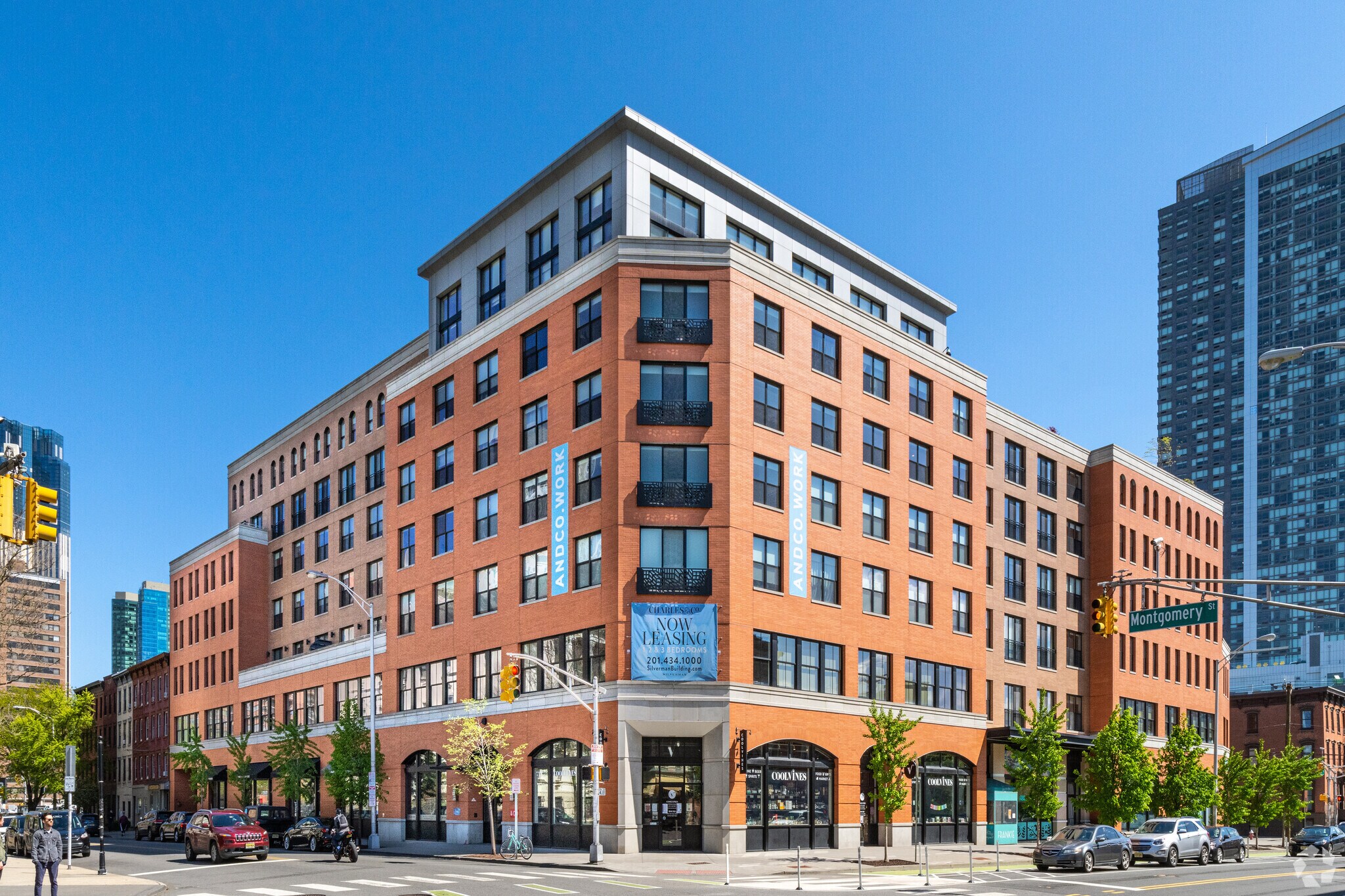 201 Montgomery St, Jersey City, NJ à louer Photo du bâtiment- Image 1 de 27