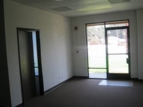 1045 N Main St, Riverside, CA for lease Interior Photo- Image 1 of 9