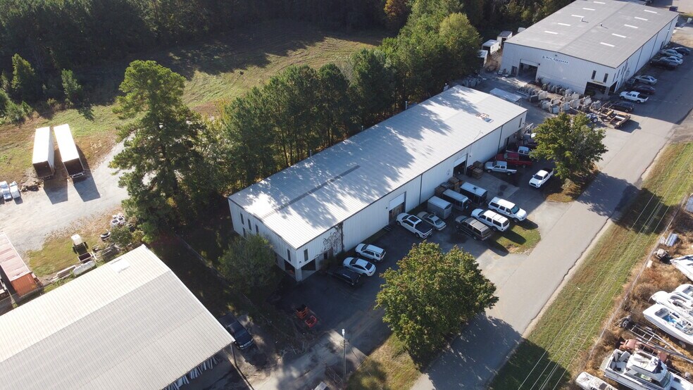 4366 Burnwood Trl, Denver, NC à louer - Photo du bâtiment - Image 3 de 5