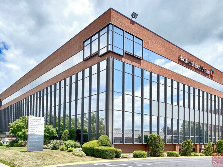 1290 Silas Deane Hwy, Wethersfield, CT for lease - Building Photo - Image 2 of 4