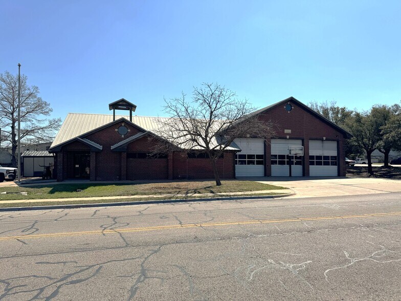 1991 Rawhide Dr, Round Rock, TX à vendre - Photo du bâtiment - Image 2 de 12