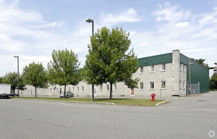 3140 Rue Joseph-Monier, Terrebonne, QC for lease - Primary Photo - Image 1 of 2